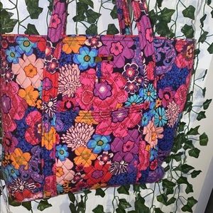 COPY - Vera Bradley tote bag in the pattern Floral Fiesta.